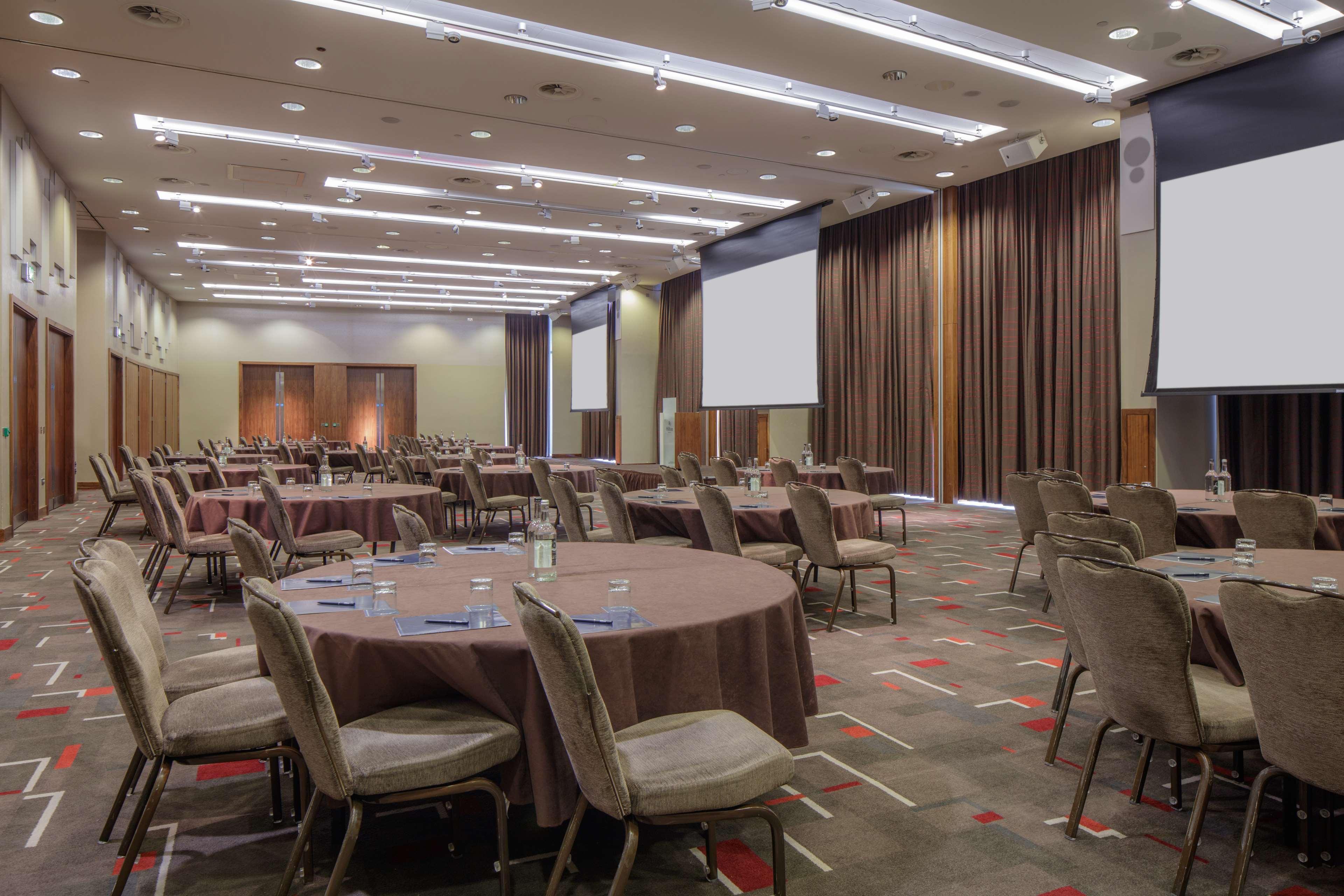 Hilton Centre 4*