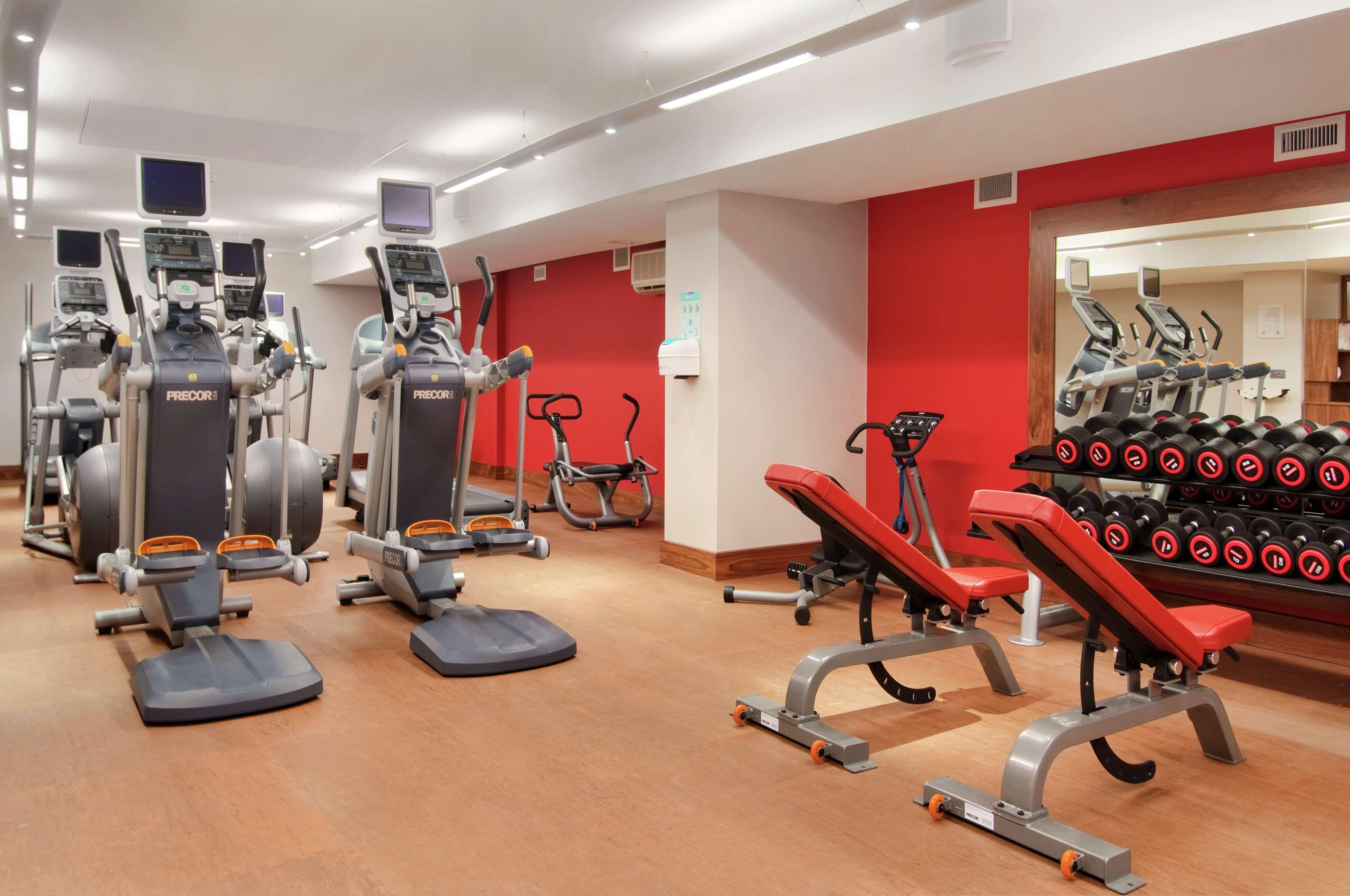 Hilton Centre 4*