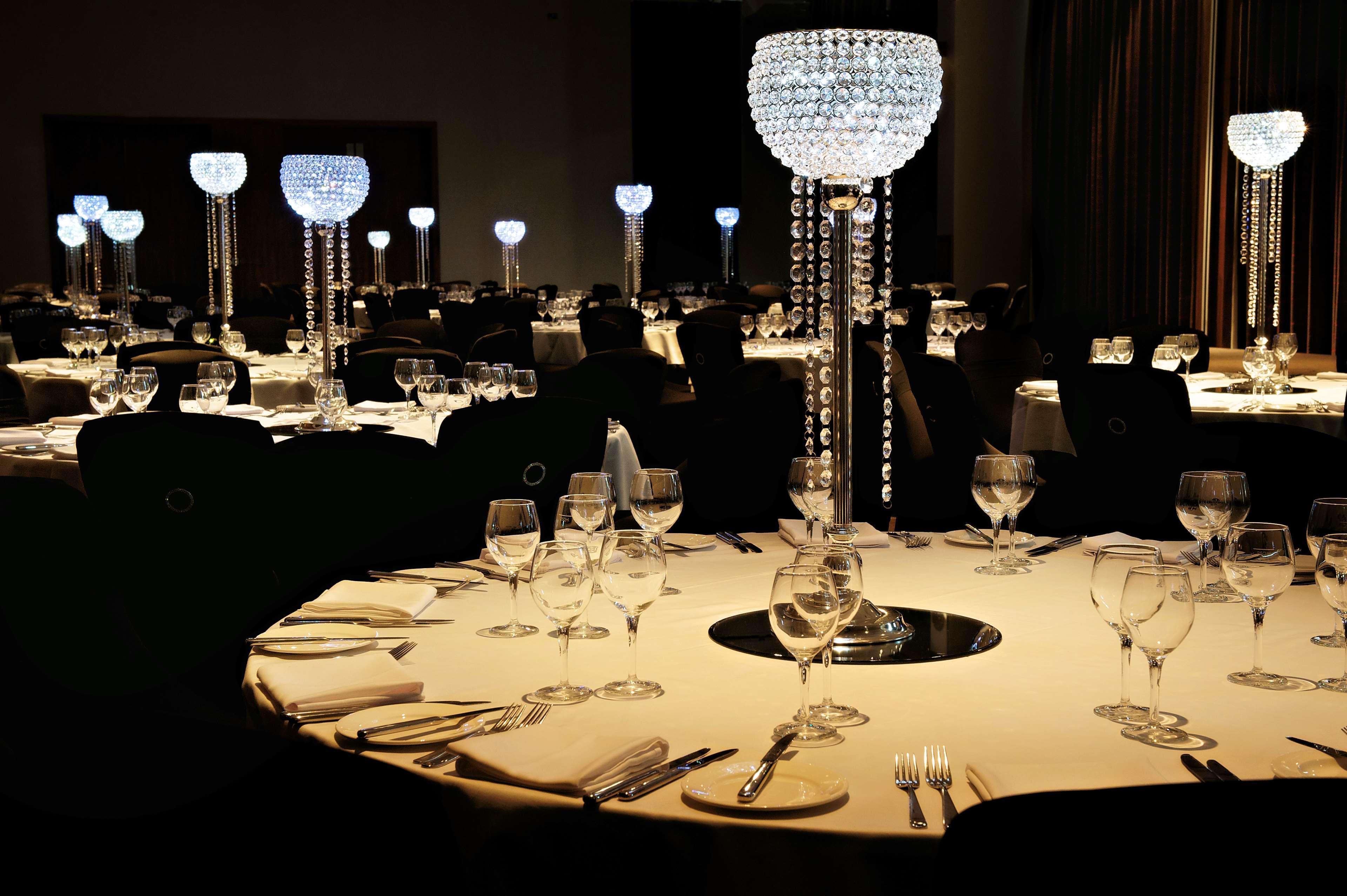 Hilton Centre Отель