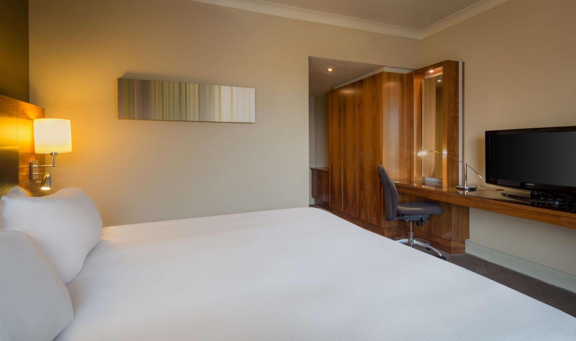 Hilton Centre 4*